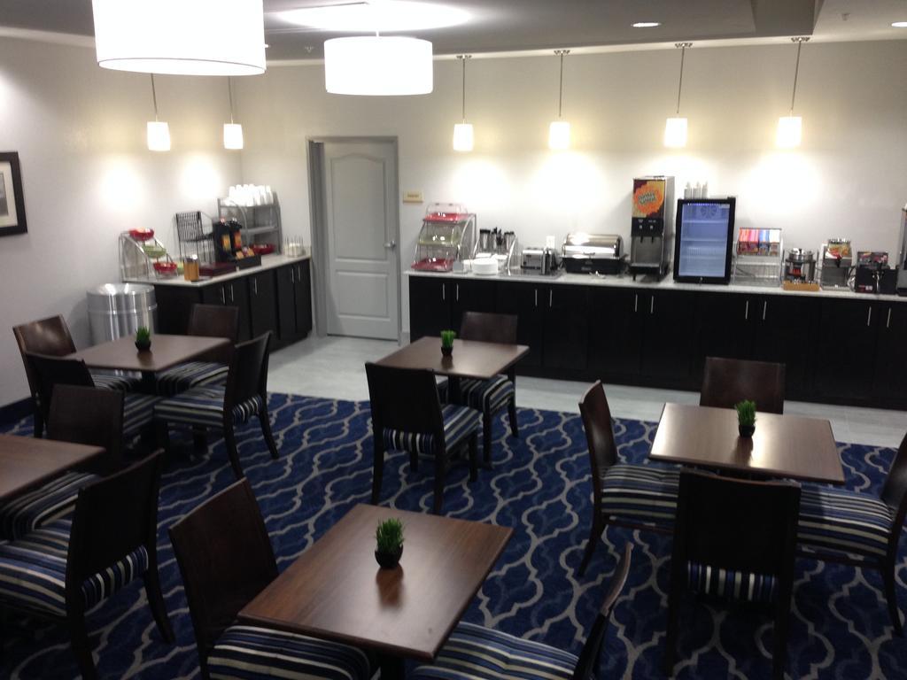 温德姆米德兰豪顿套房酒店 米德蘭 外观 照片